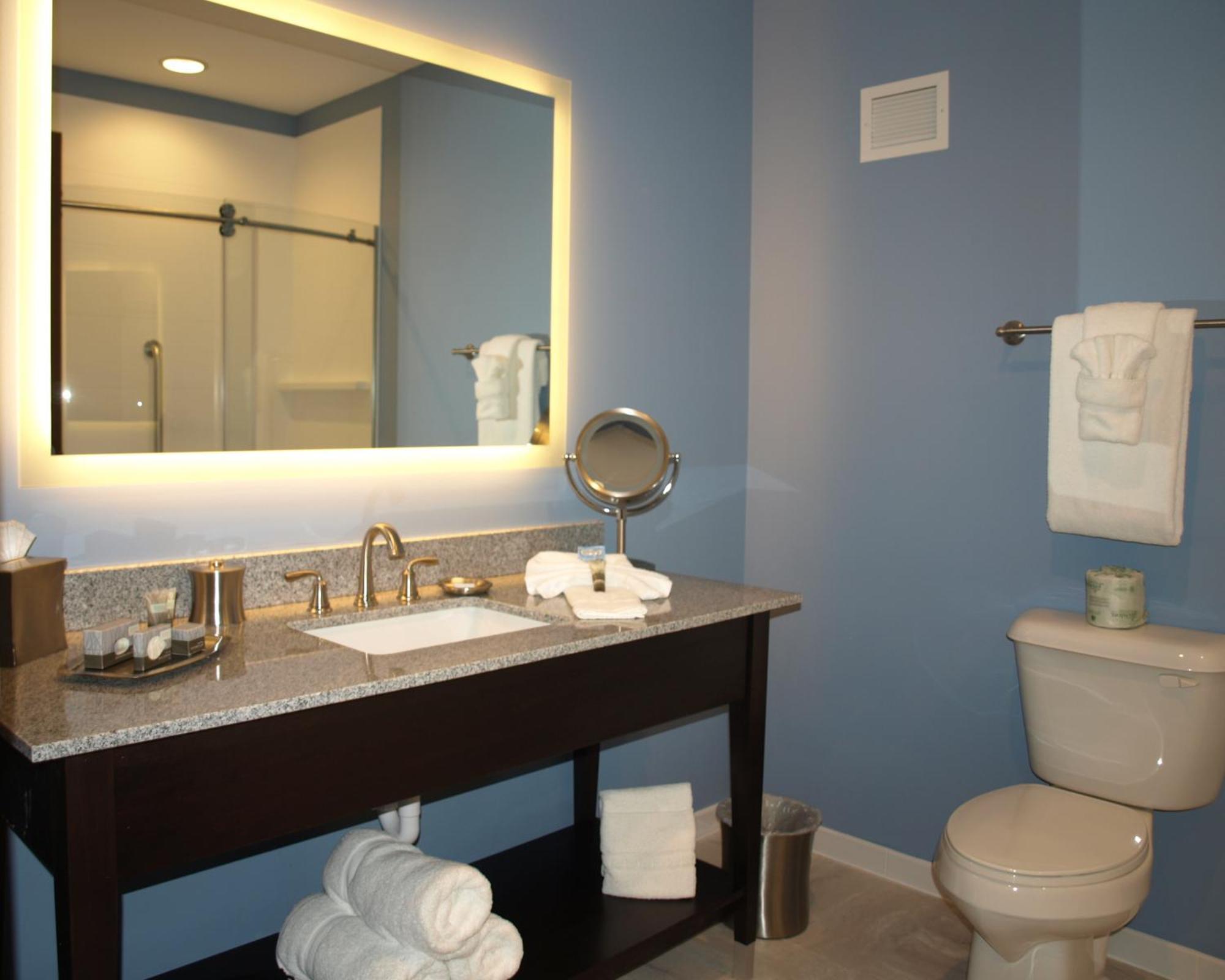 Queen Room Two Queen Beds Disability Access