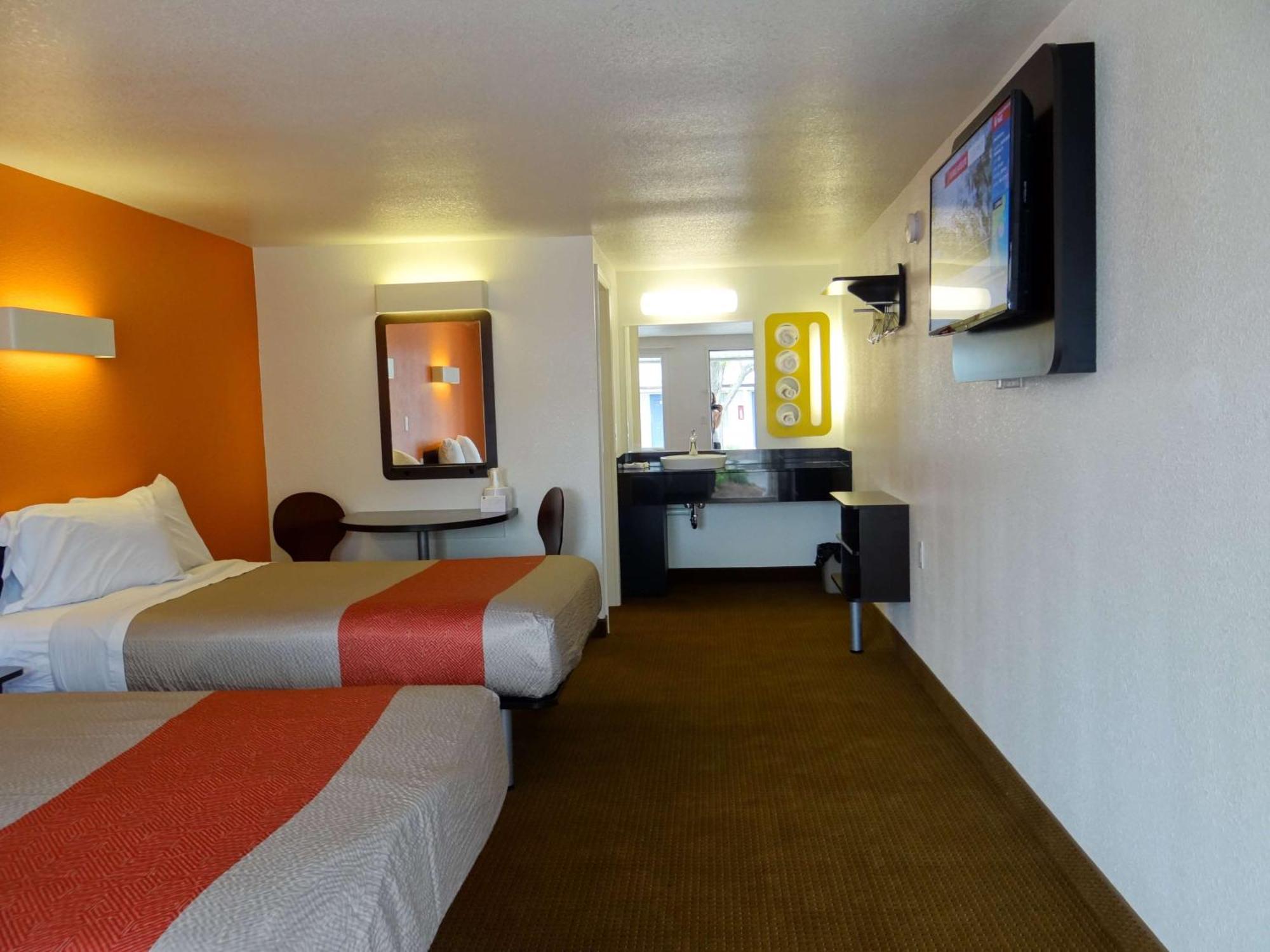 Quadruple Room Non-Smoking