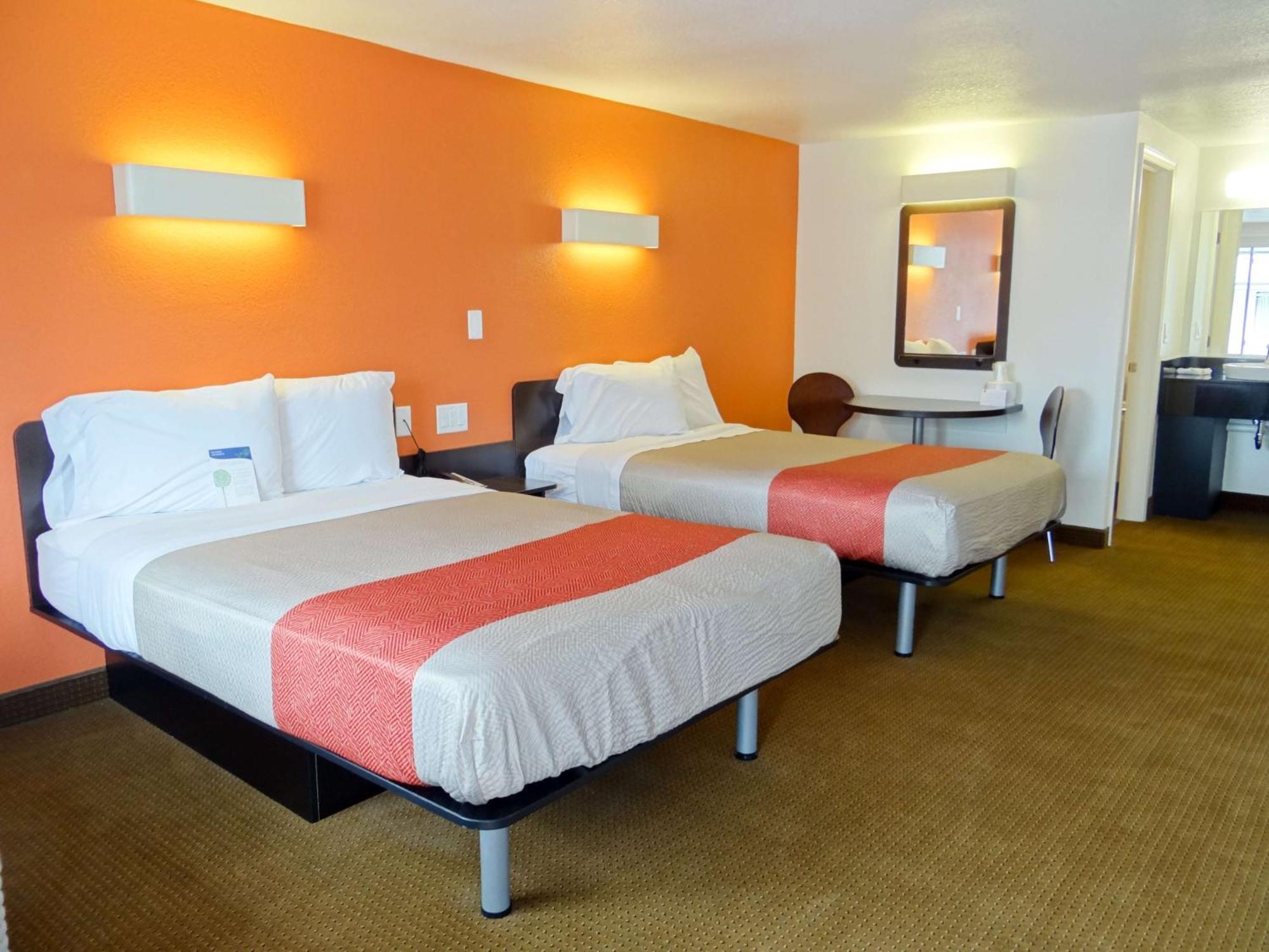 Quadruple Room Non-Smoking