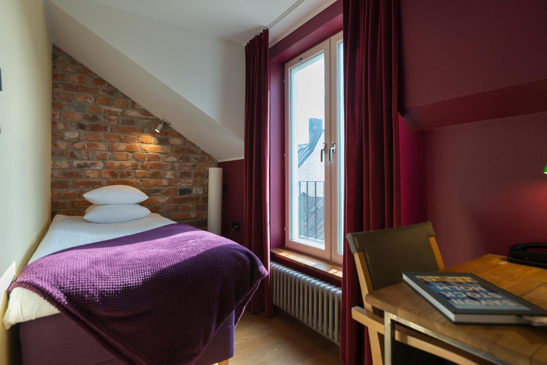 Small Single Room 7 m²