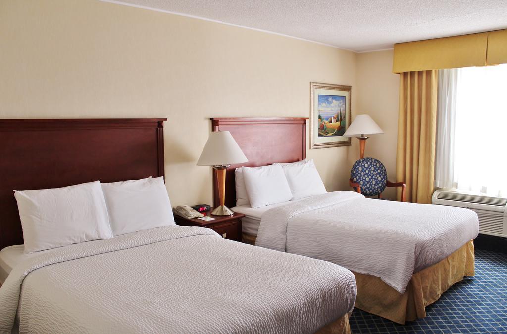 Double Room Two Double Beds Non-Smoking