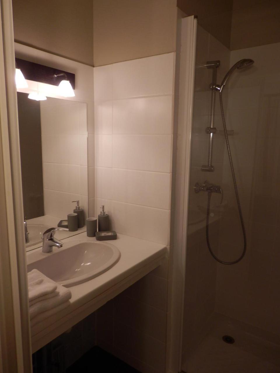 Standard Double Room,717255334:JPEG