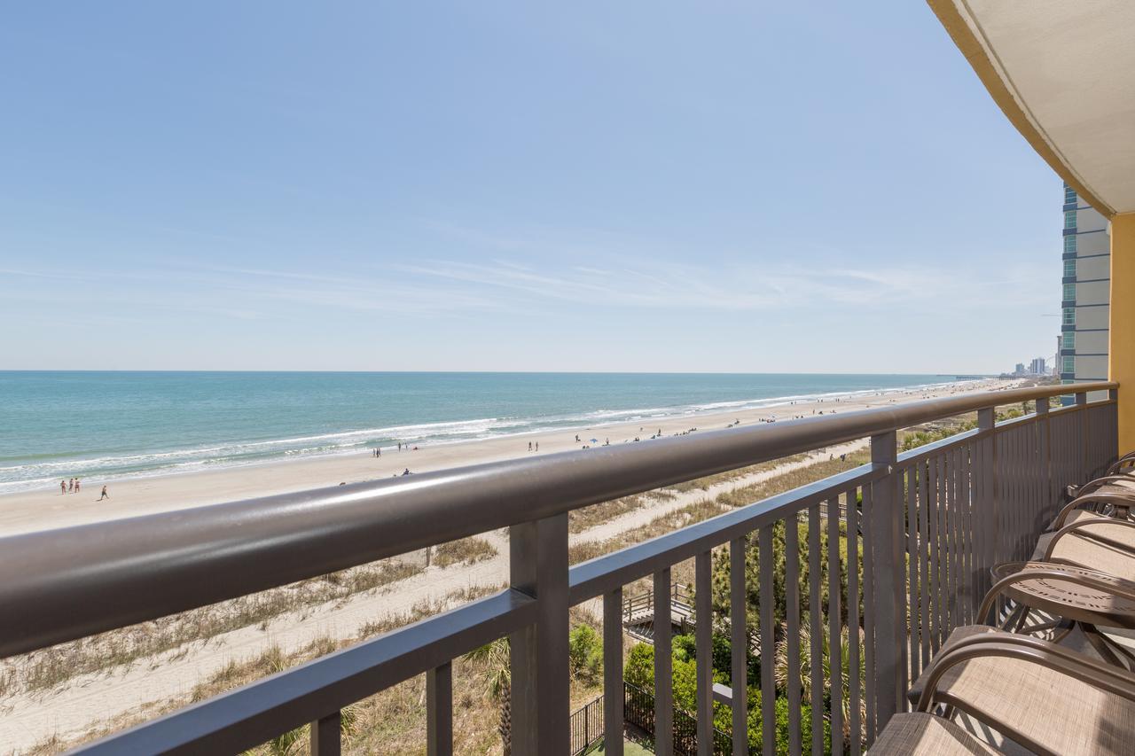 Three-Bedroom Suite Ocean Front