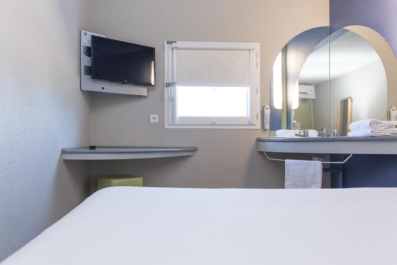 Double room large bed