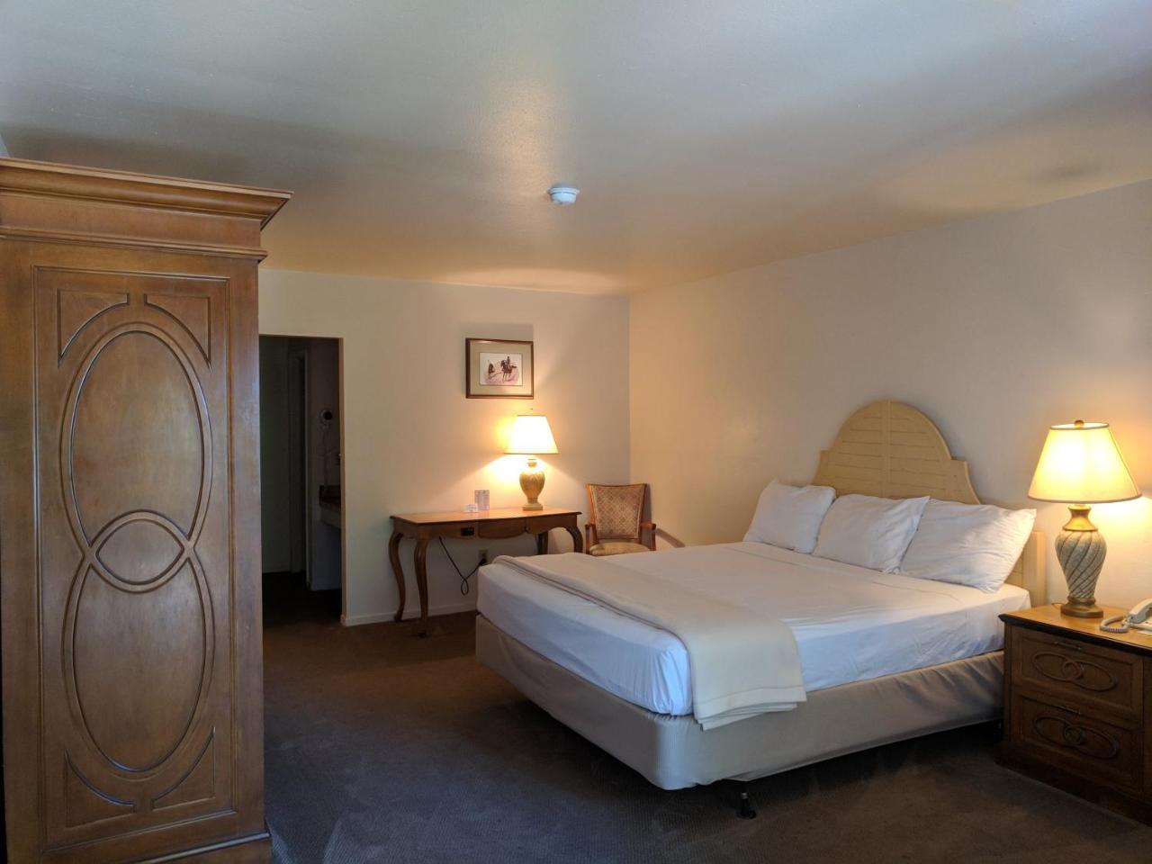 Standard King Room Non Pet Friendly