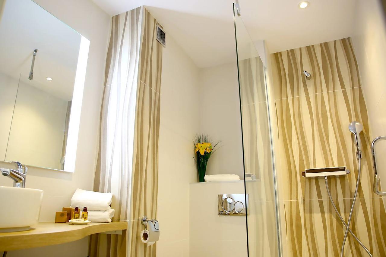 Standard Double or Twin Room City View