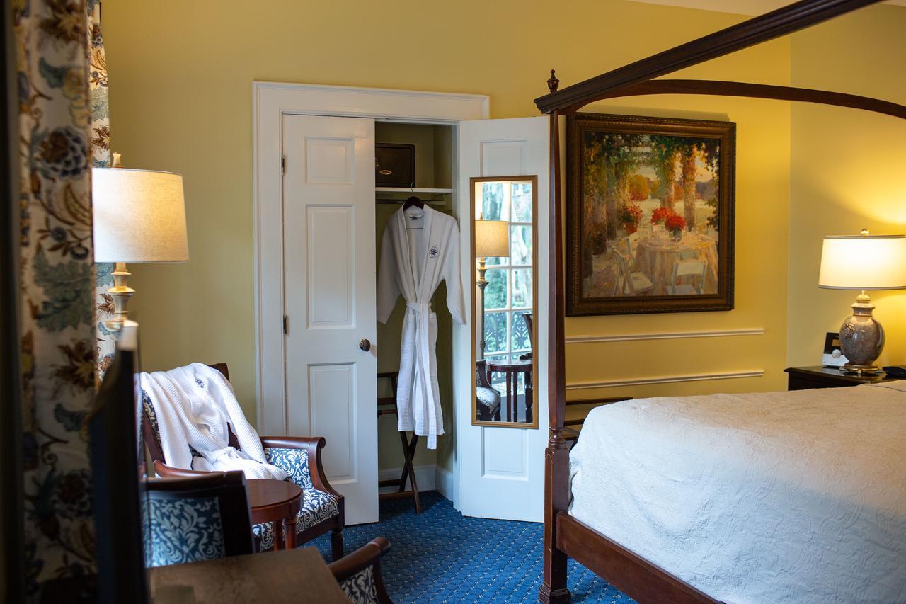 Garden Courtyard King Room