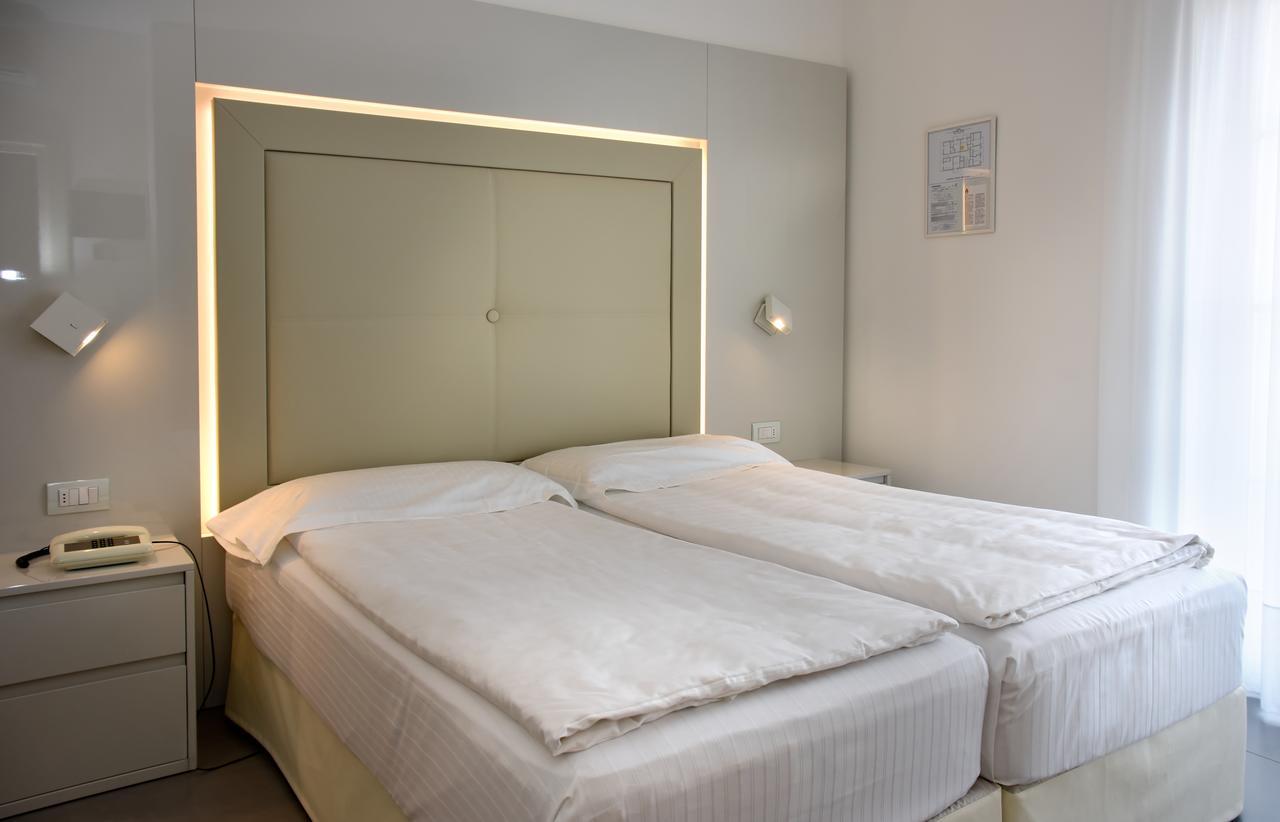 Double or Twin Room Mountain View
