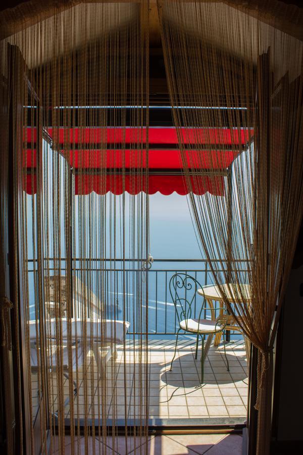Double Room Terrace Sea View