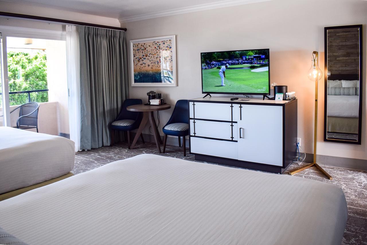 Queen Room Two Queen Beds Park Side