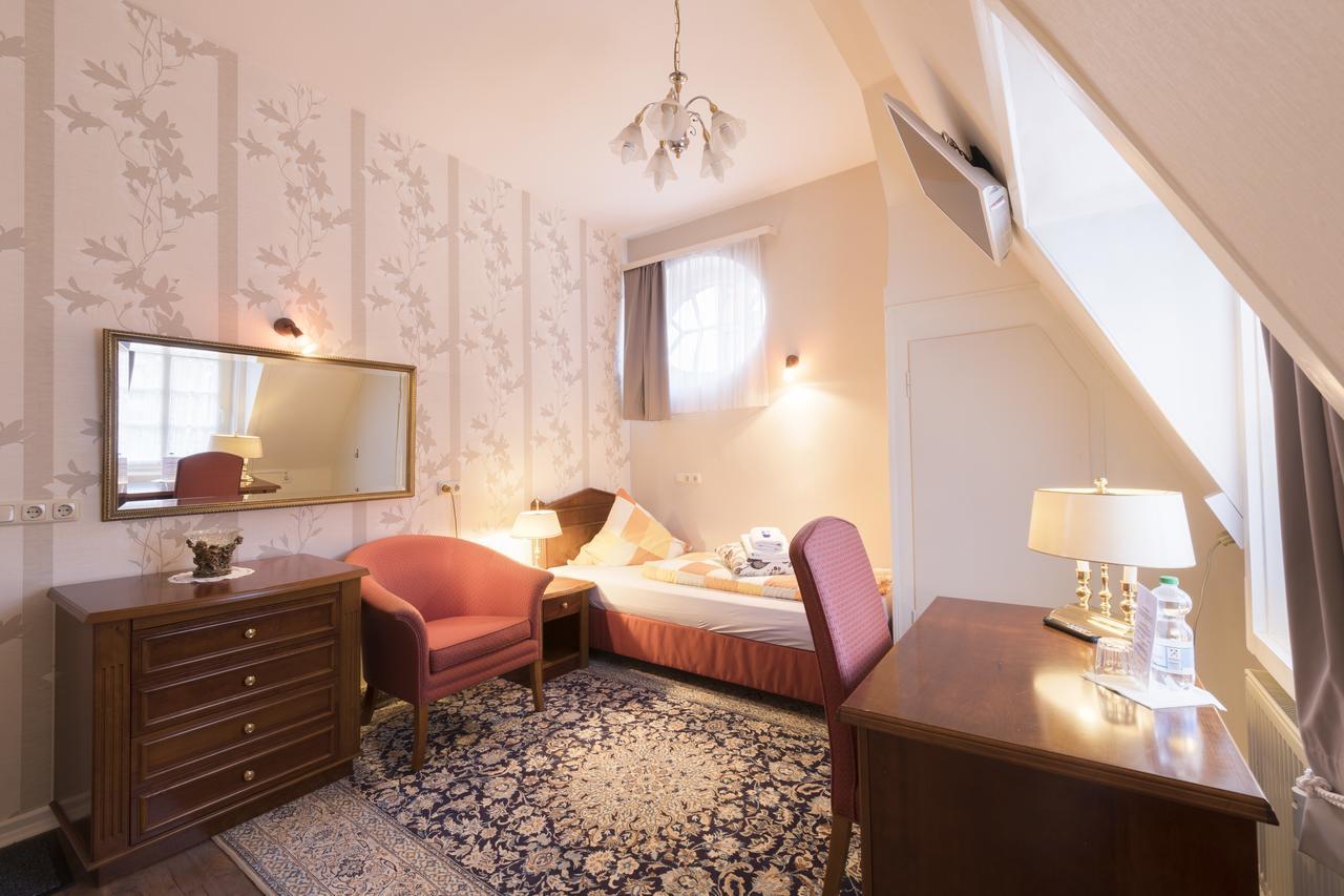 Standard Single Room
