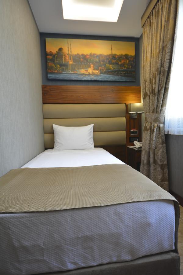 Small Single Room