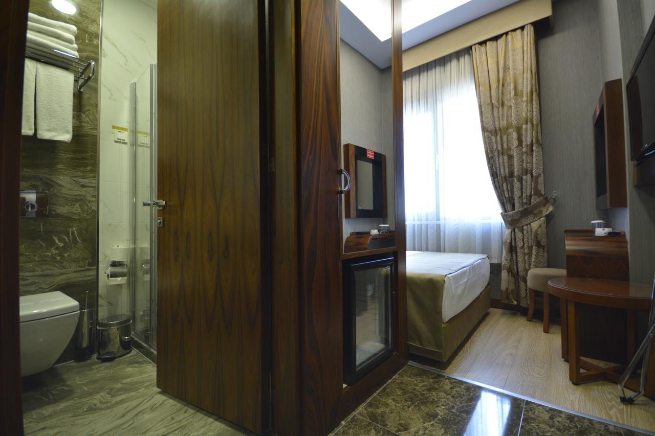 Small Single Room