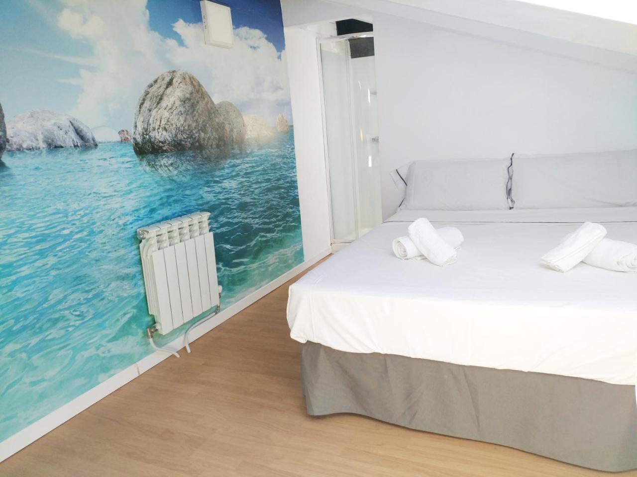 Double Room Private Bathroom
