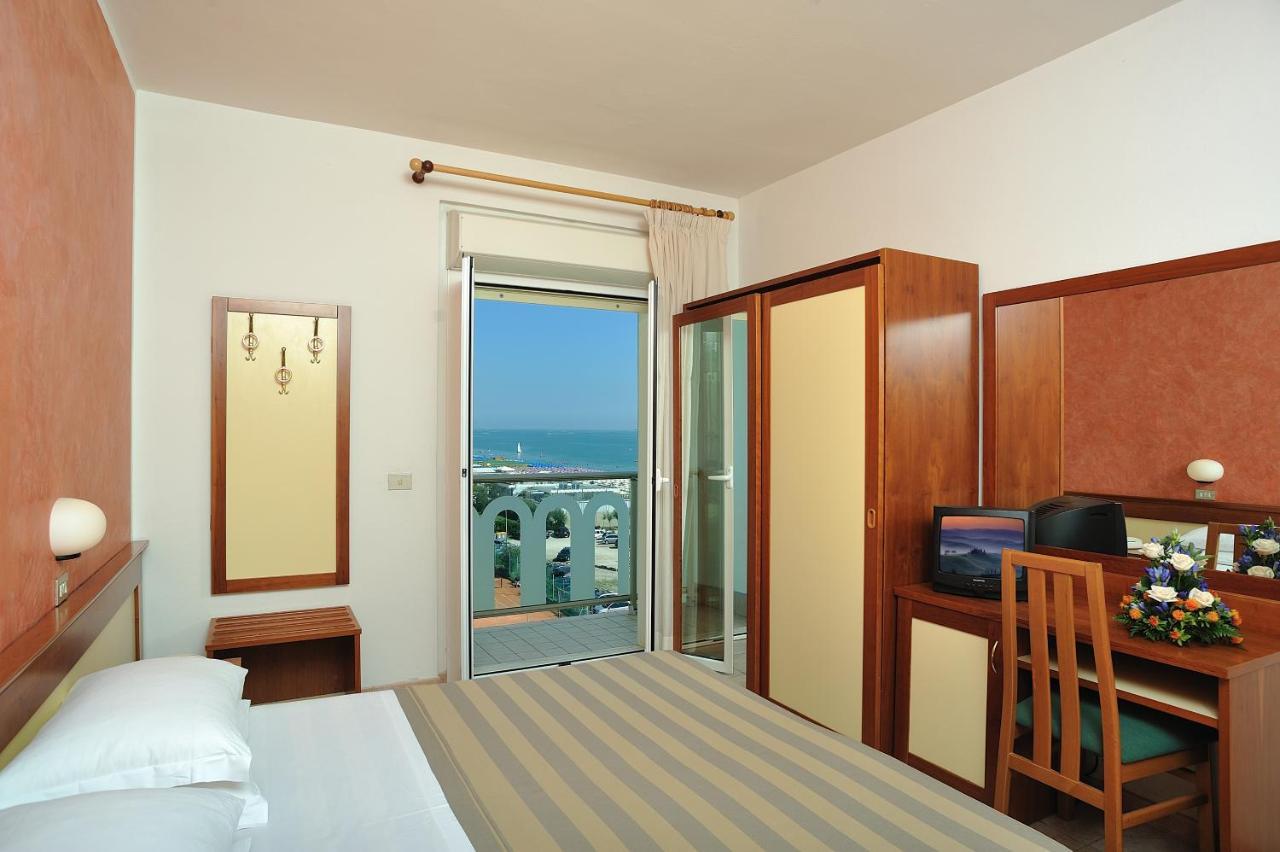 Triple Room Sea View Beach Access,720842149:JPEG