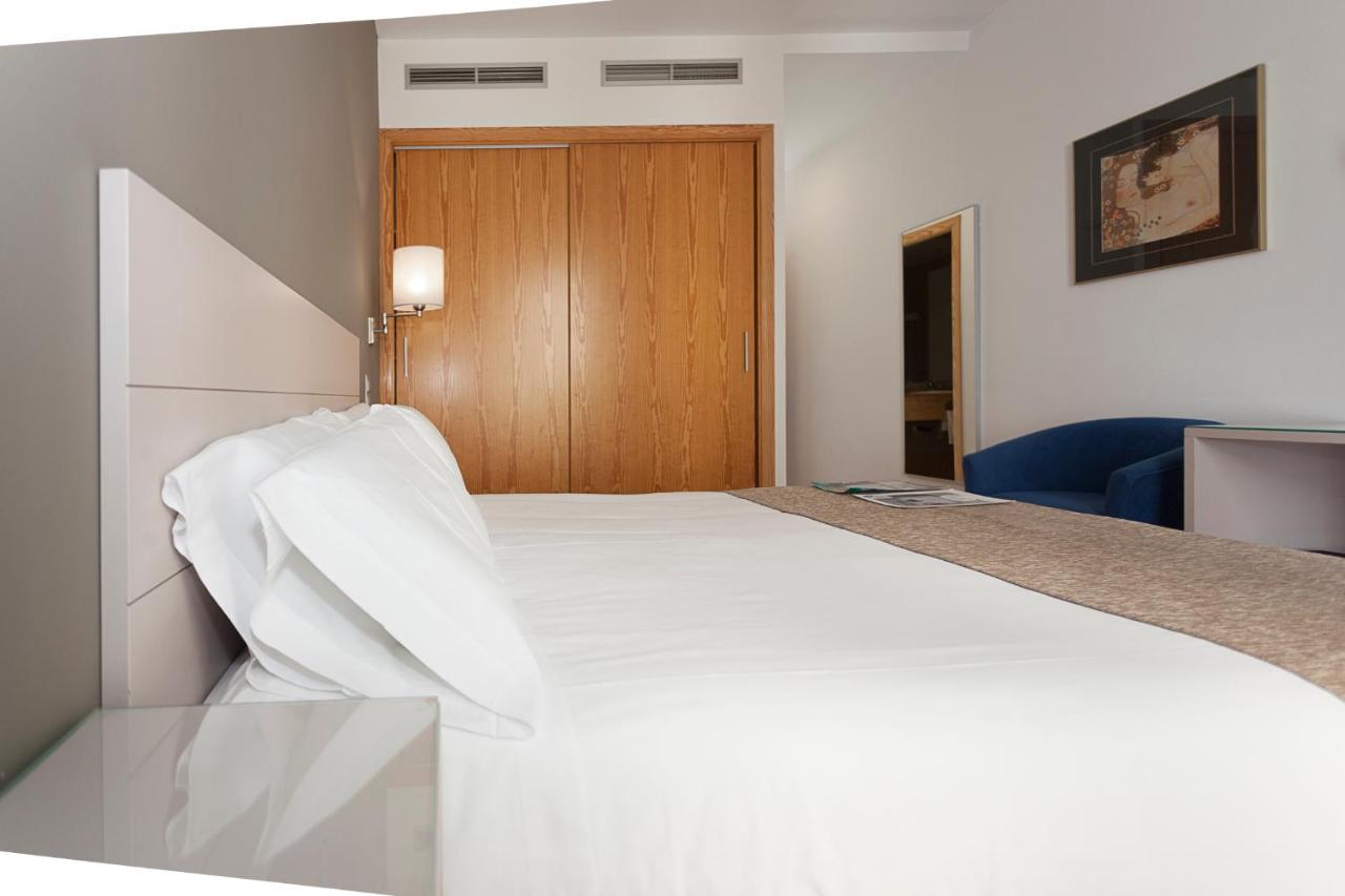 Double or Twin Room Balcony