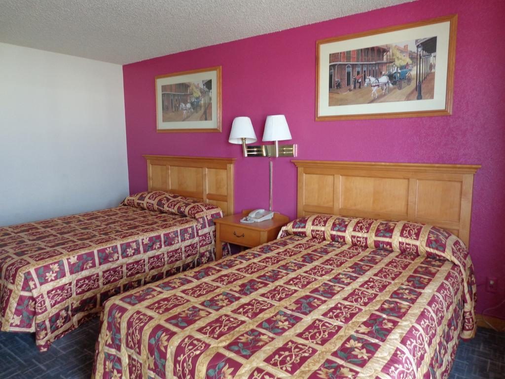 Deluxe Double Room Disability Access or Non-Smoking
