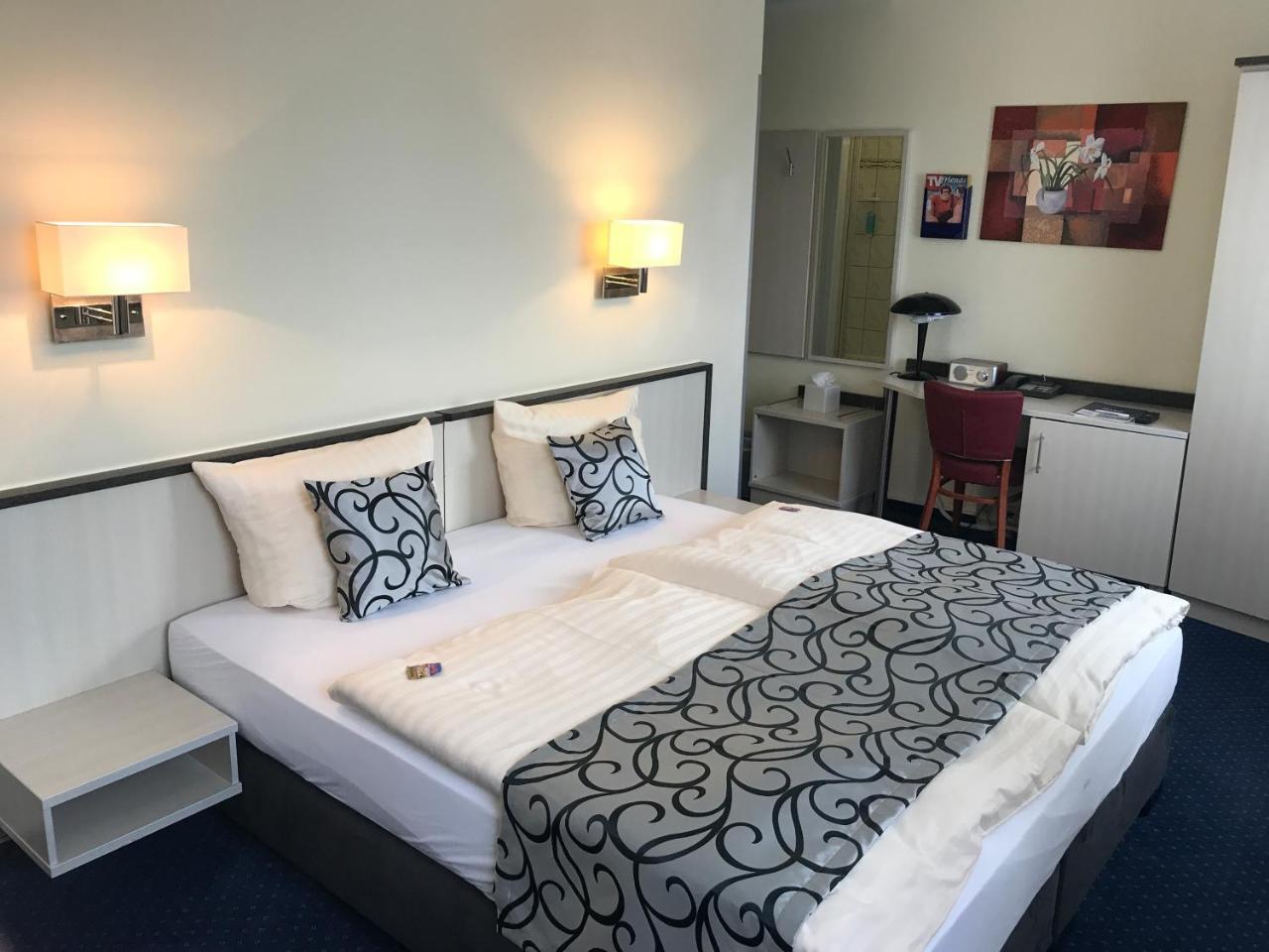 Doppelzimmer mit Balkon