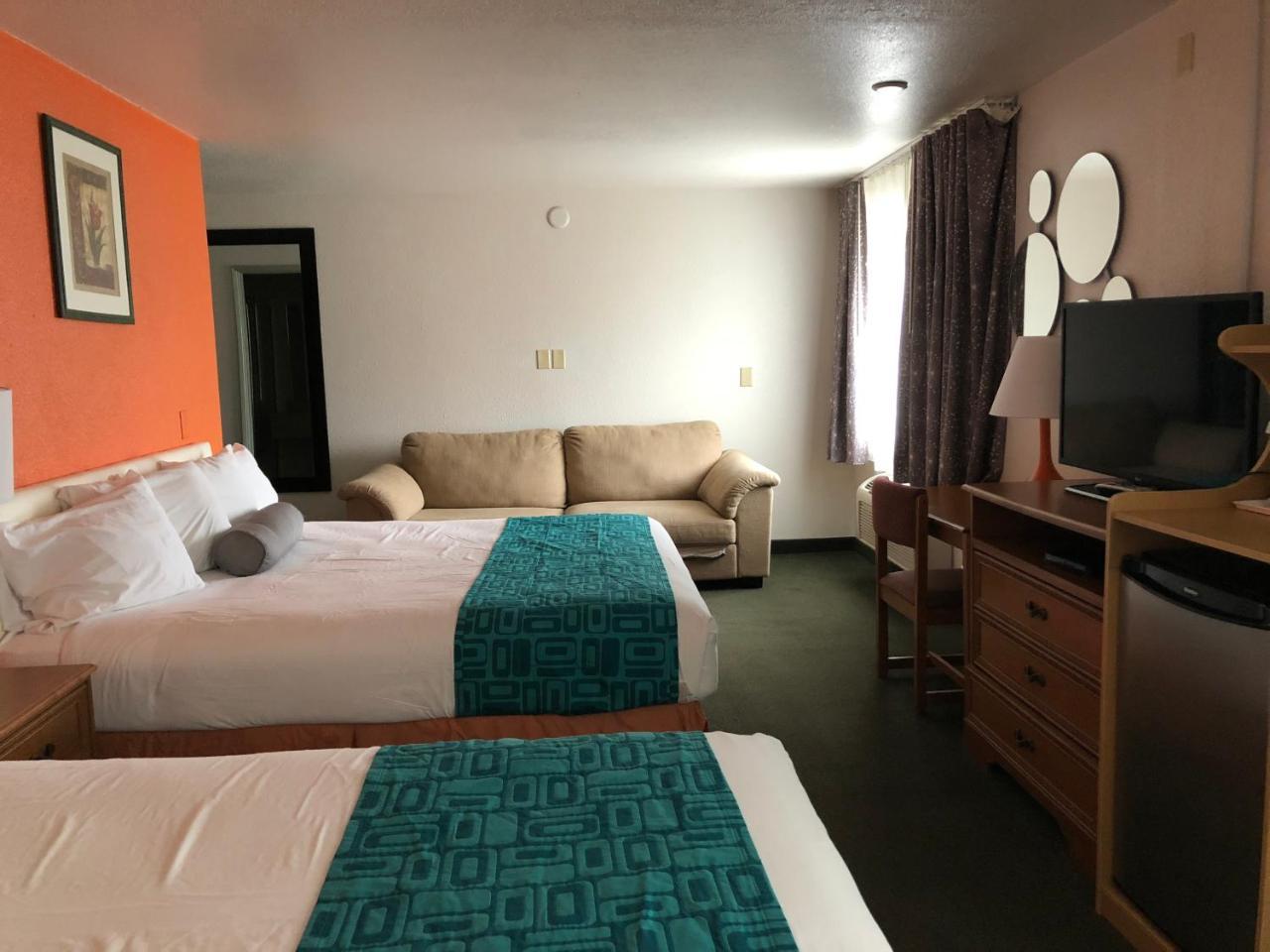 Deluxe King Room Two King Beds Non-Smoking