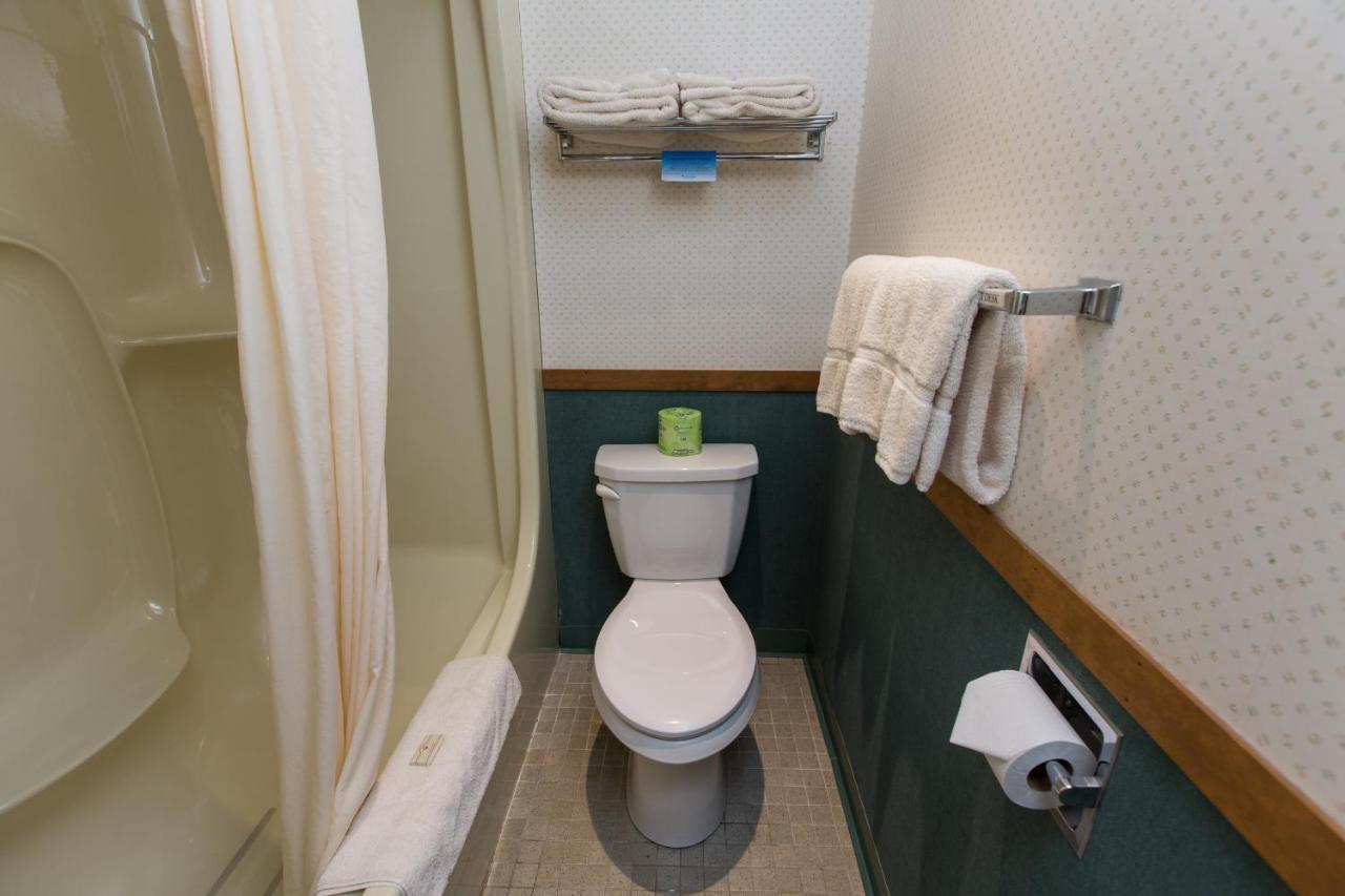 Double Queen Room