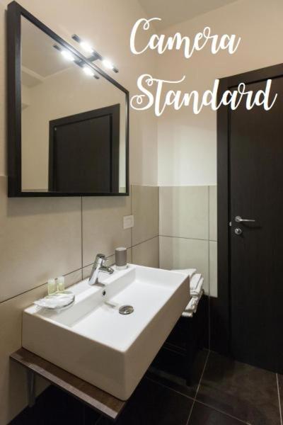Standard Room External Private Bathroom