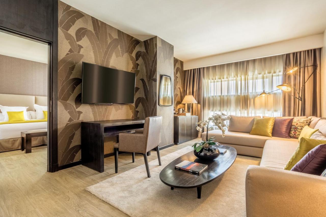 Executive Suite,1211915206:JPEG