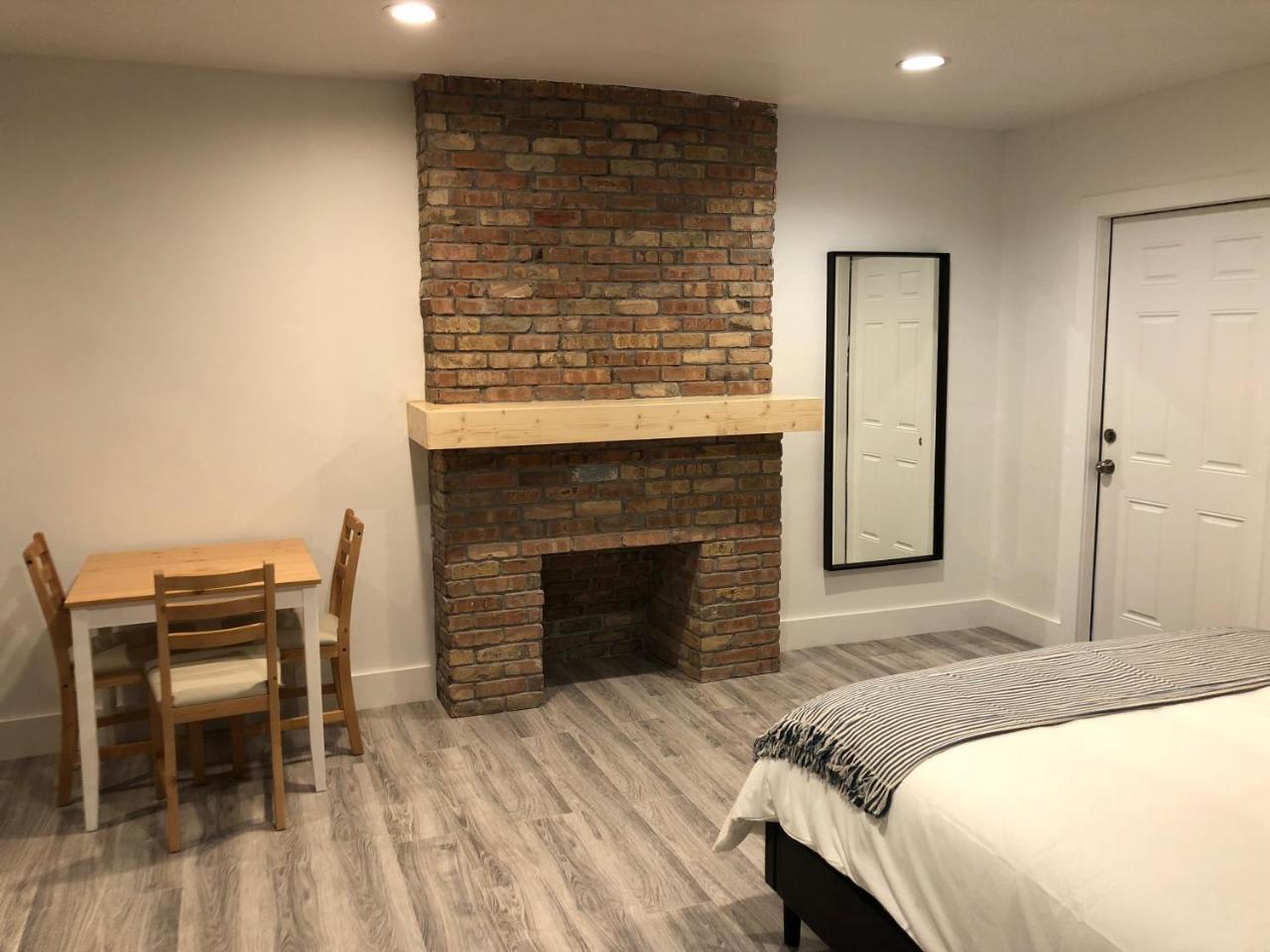 Cabana Suite