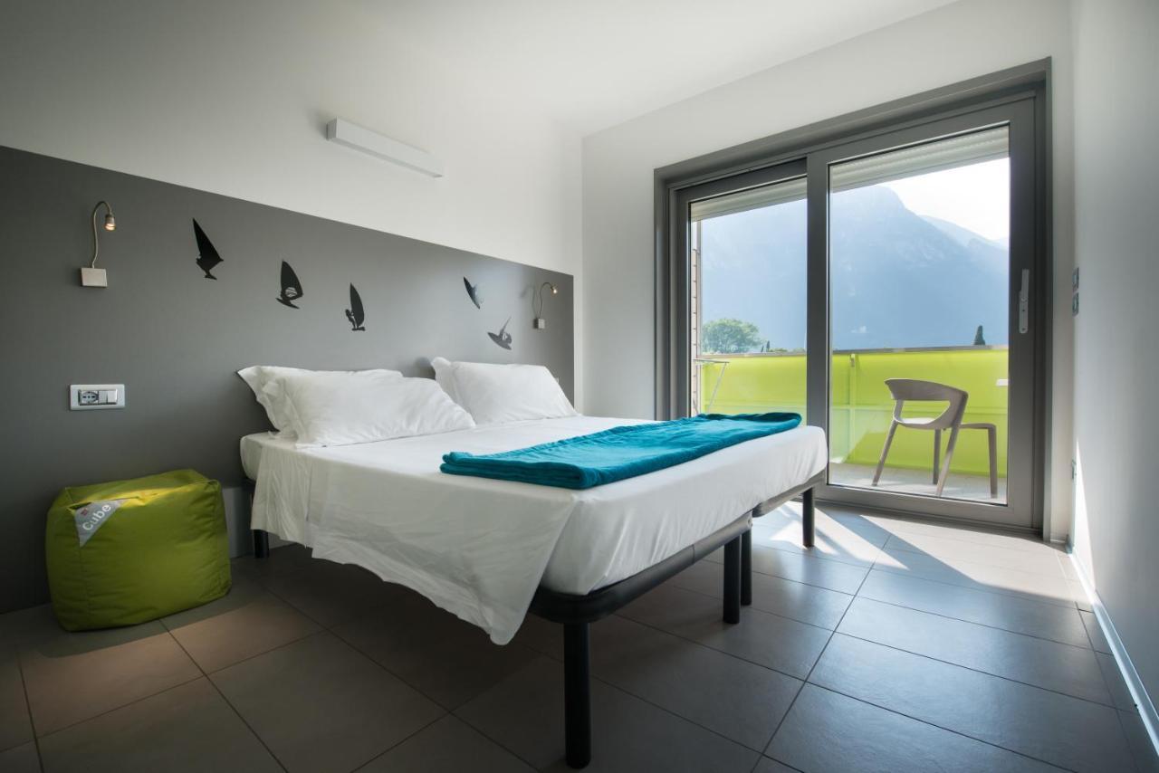 Marina Side Apartment