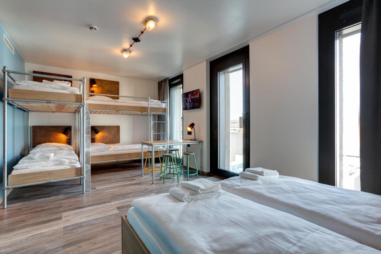 Bed 6-Bed Mixed Dormitory Room