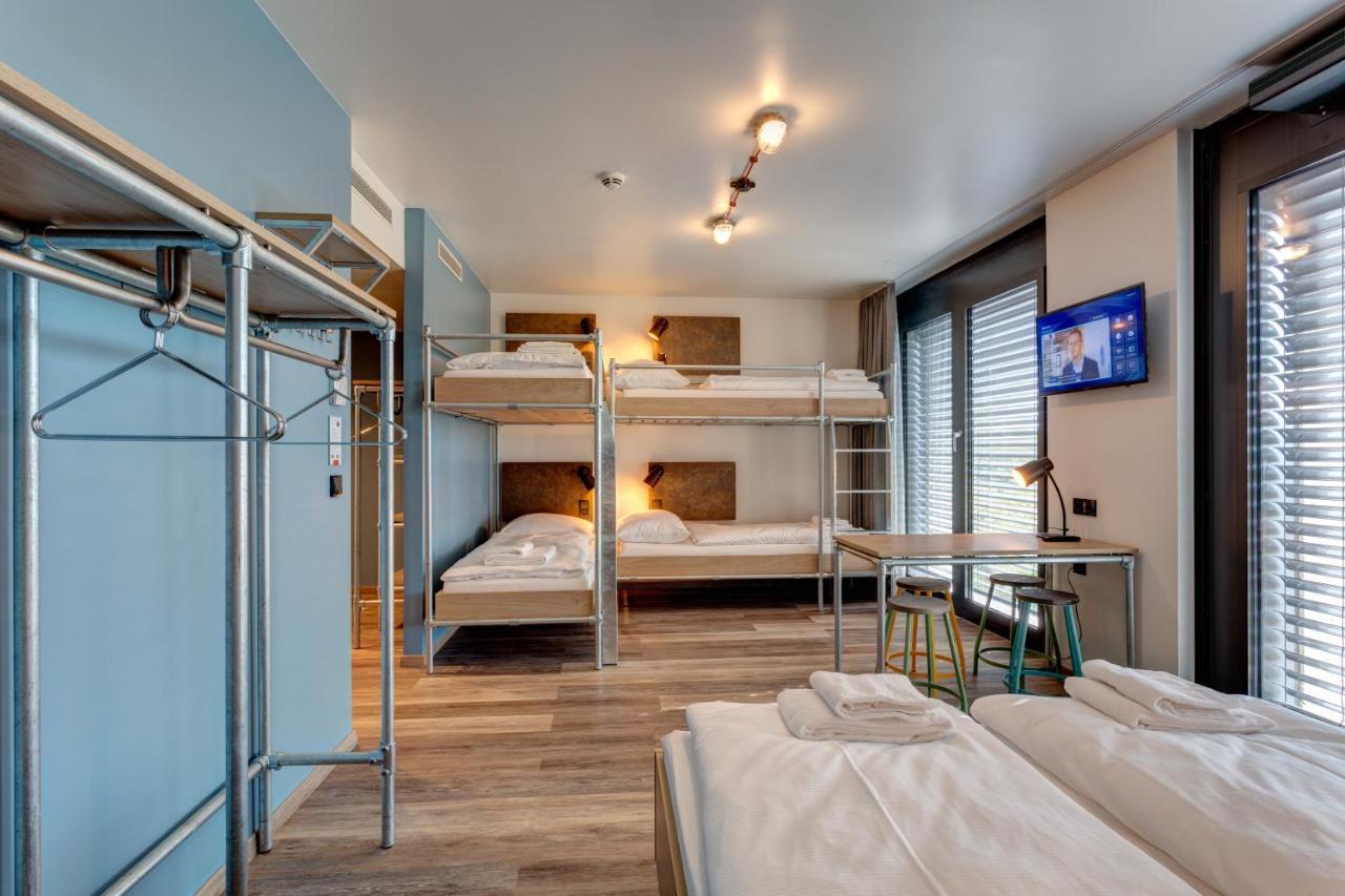 Bed 6-Bed Mixed Dormitory Room