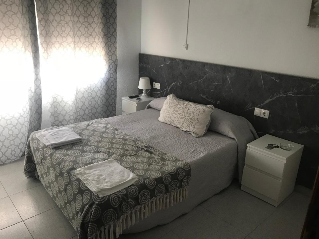 Quarto Duplo com Casa de Banho Privativa