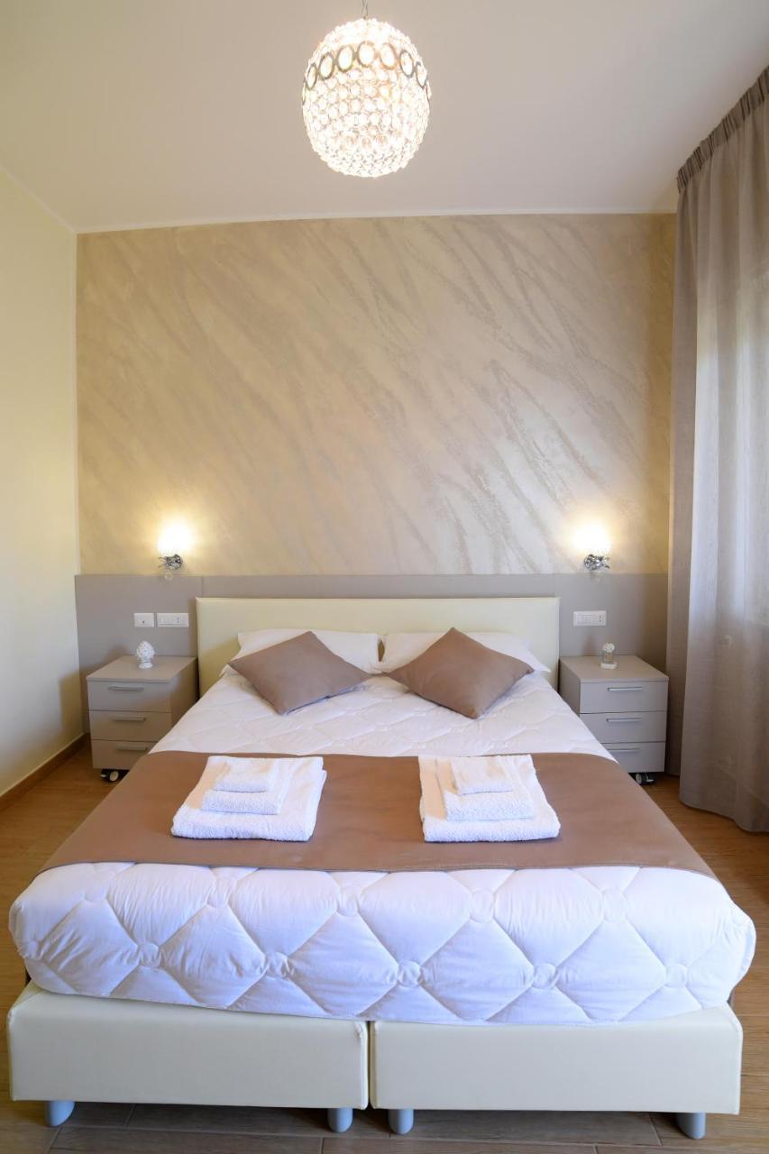 Double or Twin Room Garden View