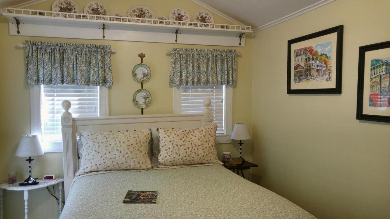 Queen Suite