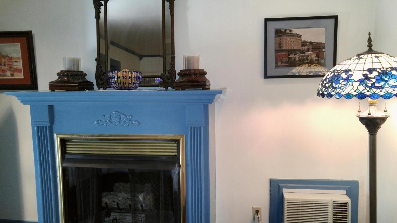 Queen Suite