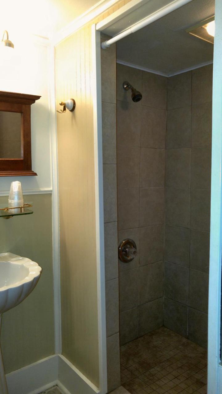 Queen Suite