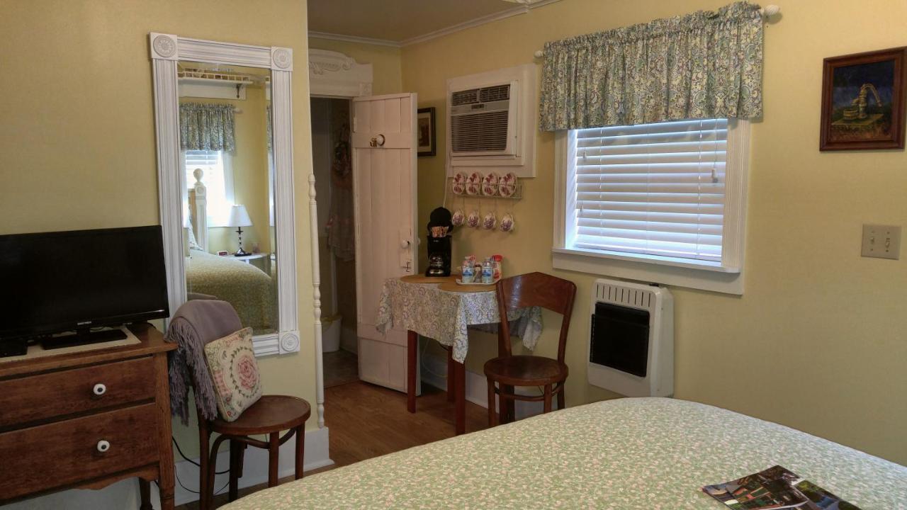 Queen Suite