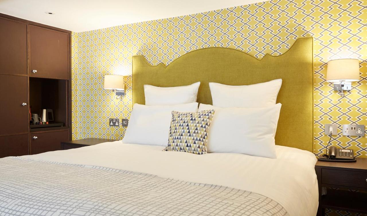 Deluxe King Suite