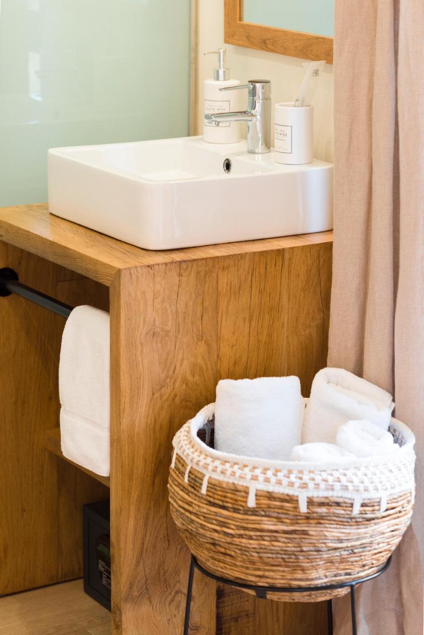 Quarto com 2 Camas de Solteiro
