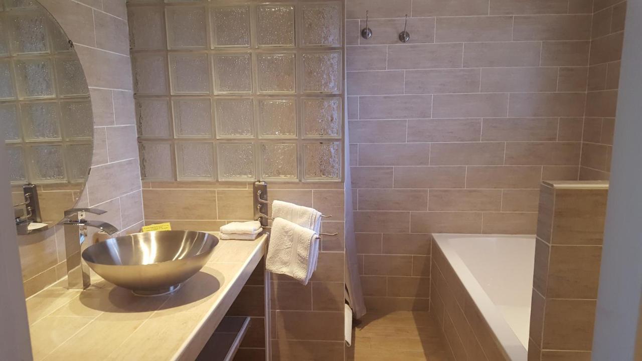 Double Room Bath Shower