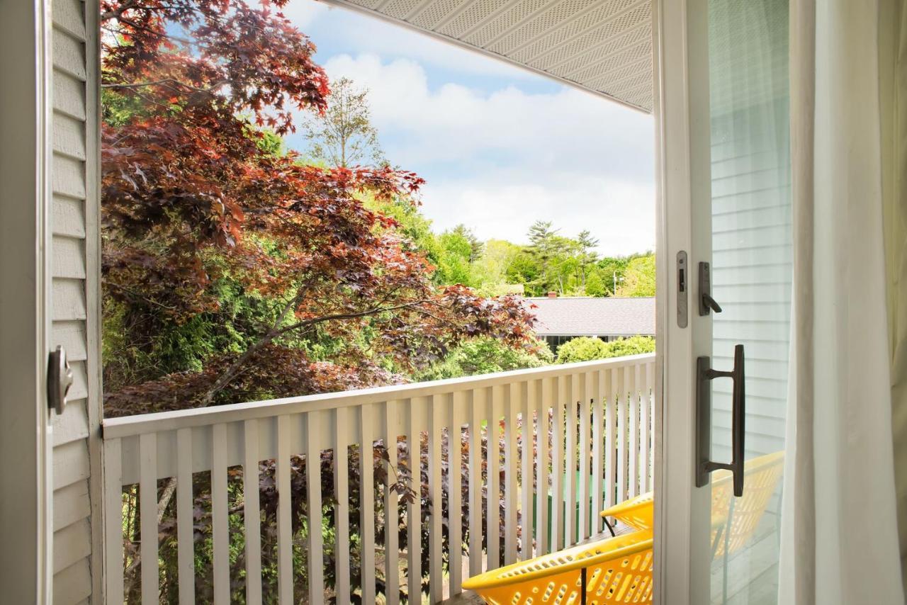 Double Room with Two Double Beds - Non Ocean View