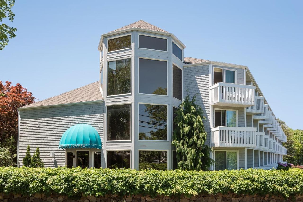 Double Room with Two Double Beds - Street View