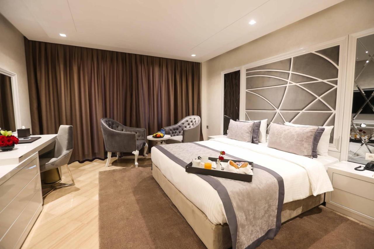 Standard Privilege Suite balcony