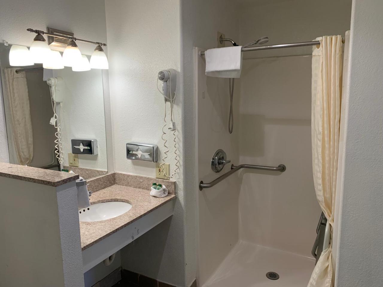 Queen Room Disability Access
