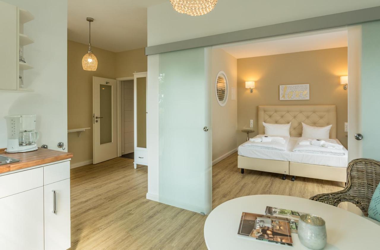 Two Room Apartment
