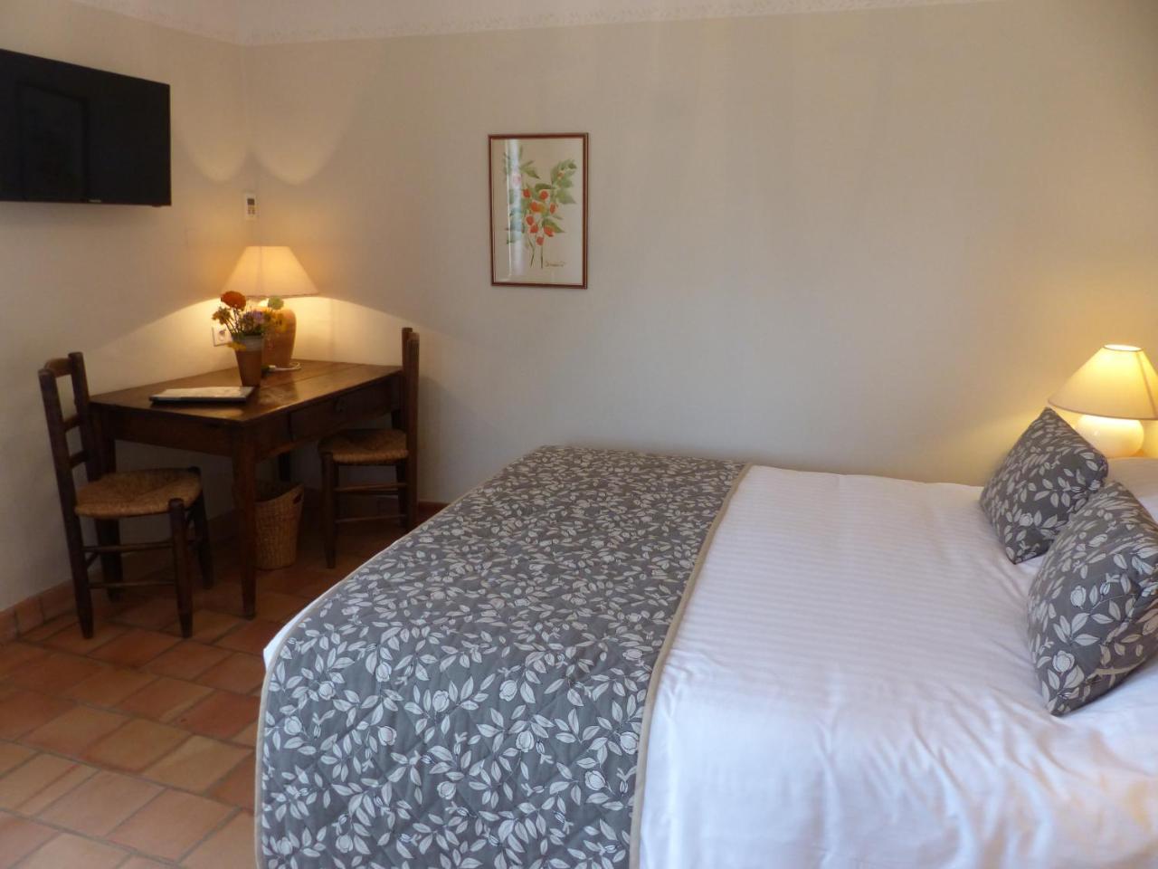 Double Room,661488195:JPEG