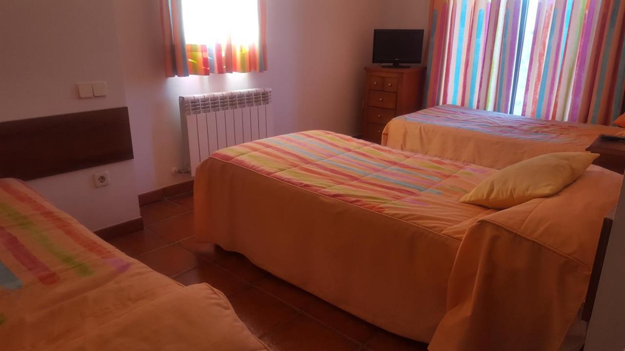Habitación Doble Deluxe (2 adultos + 1 niño)