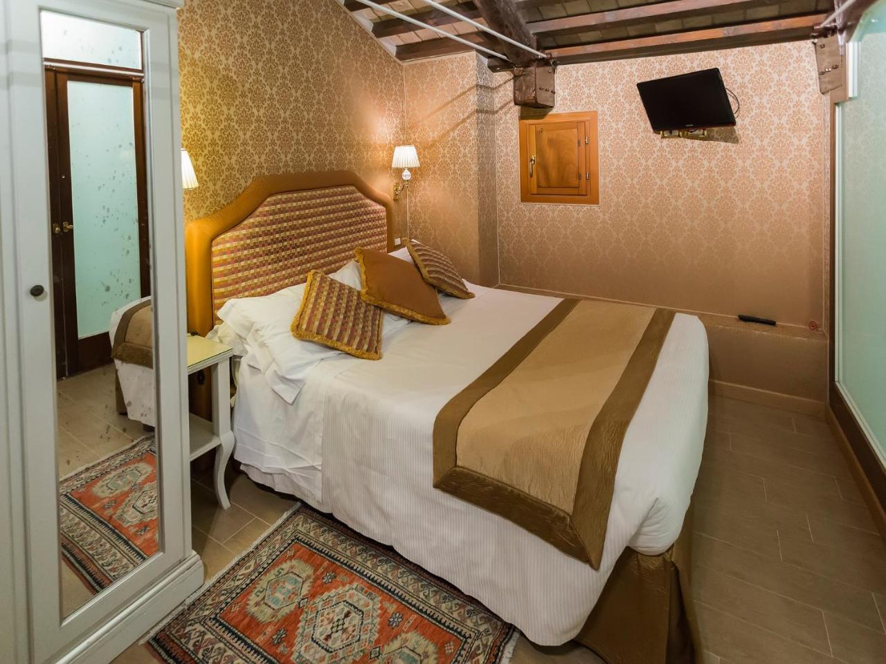 Small Double Room Annex