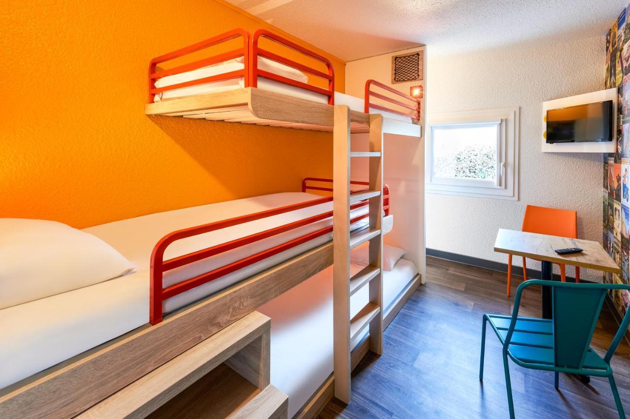Chambre Triple avec Salle de Bains Commune