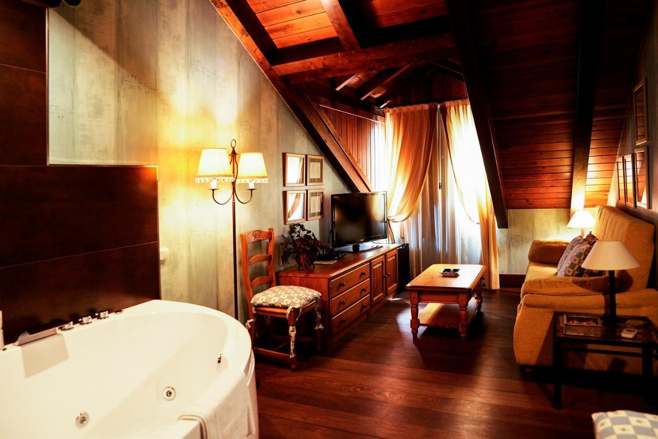 Junior Suite Spa Bath