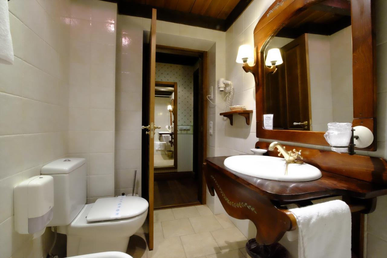 Junior Suite Spa Bath